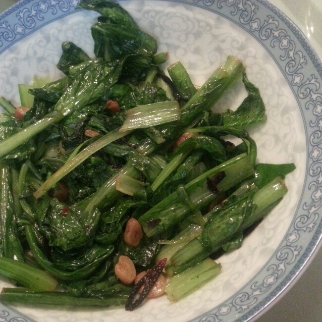 清炒油麦菜