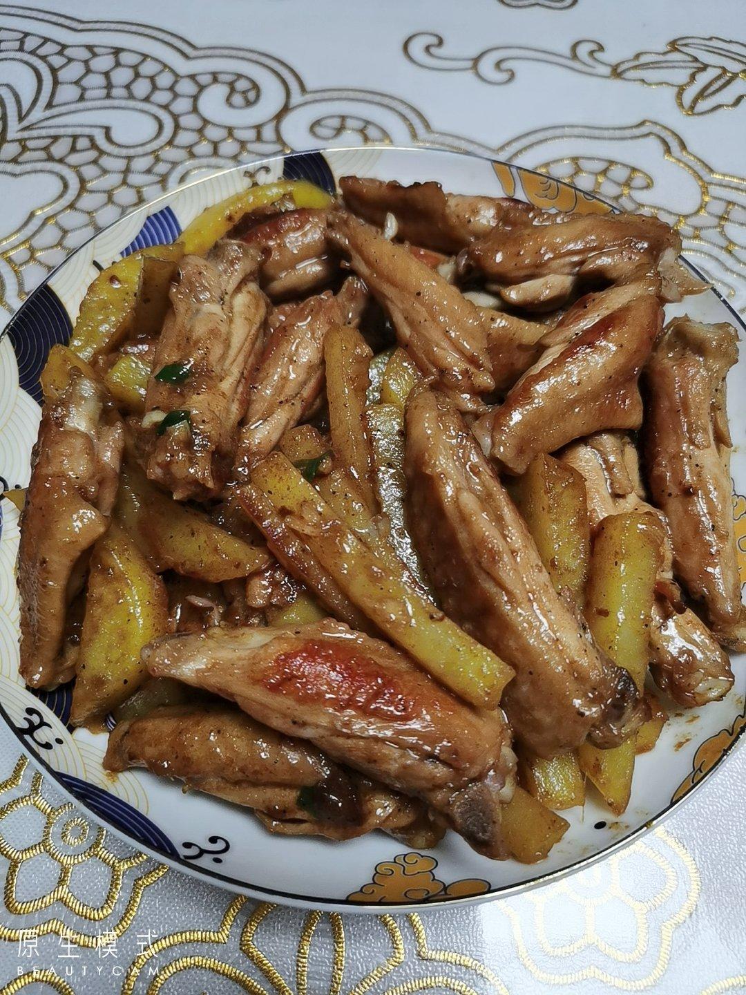不会失手的蒜香黑椒蜜汁鸡翅
