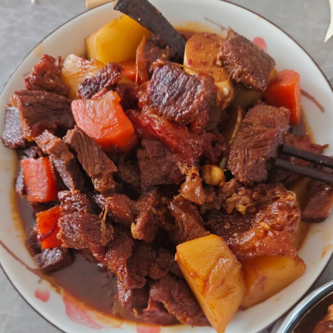 番茄土豆炖牛腩