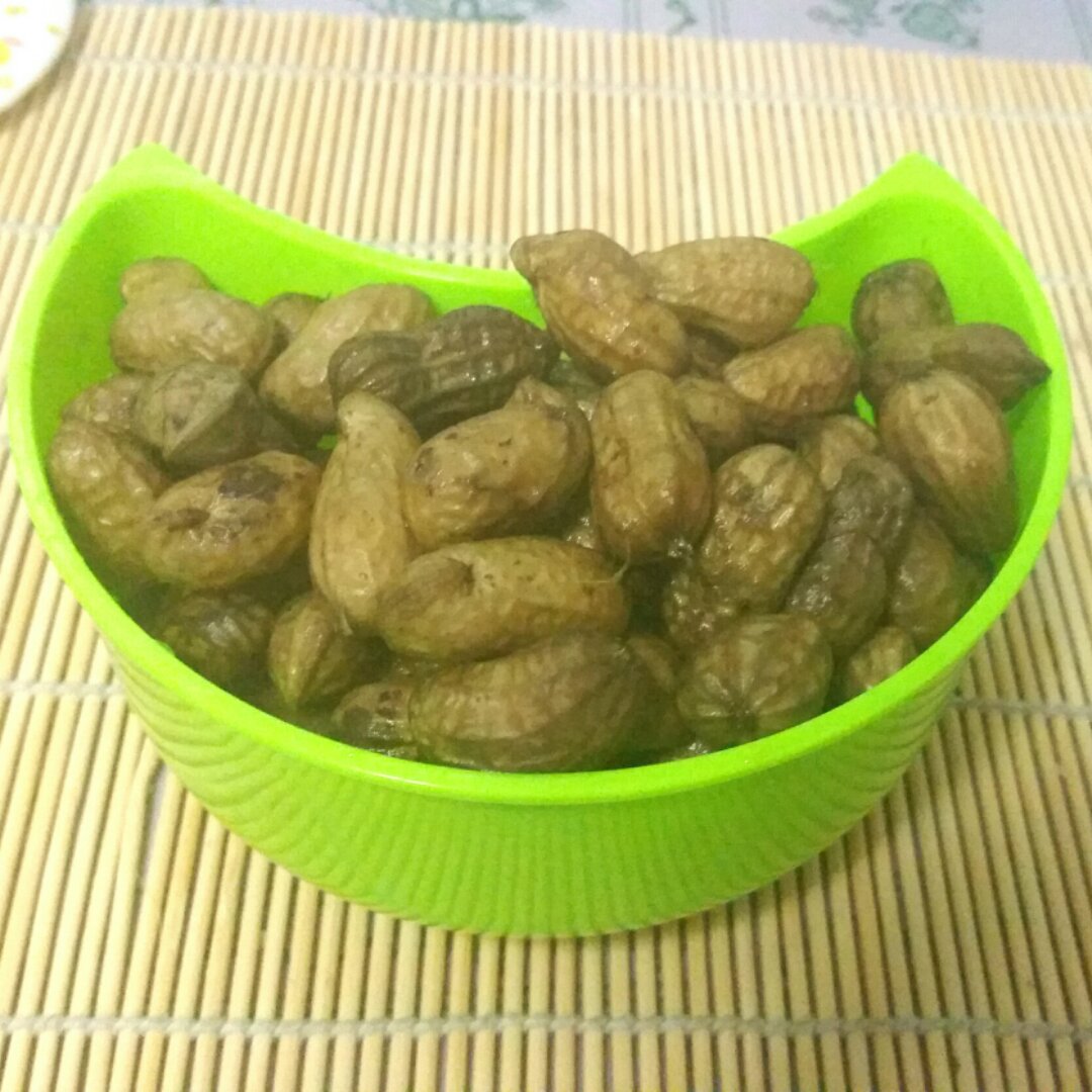 卤煮花生