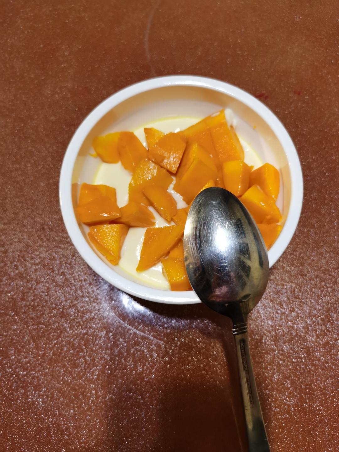 只需三个步骤的简单好吃双皮奶