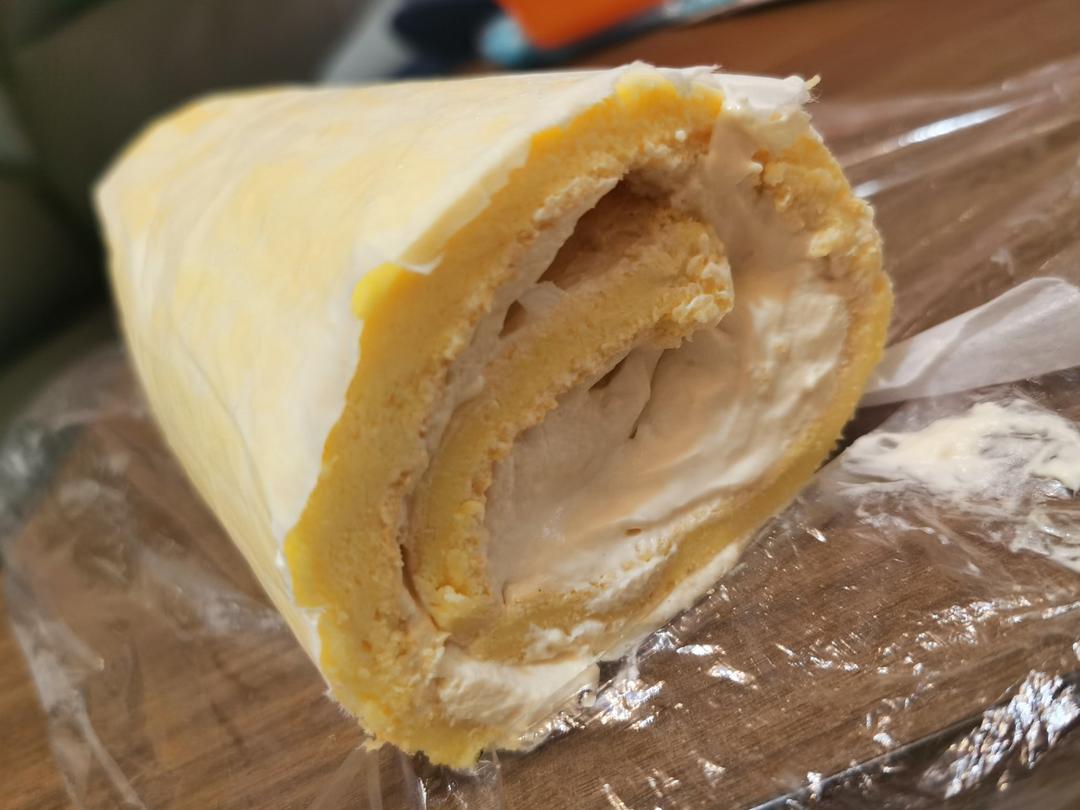 豆腐焦糖香蕉蛋糕卷