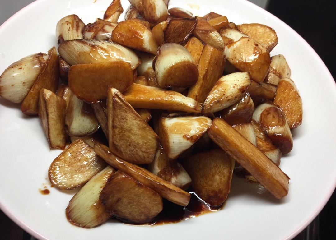 油焖茭白