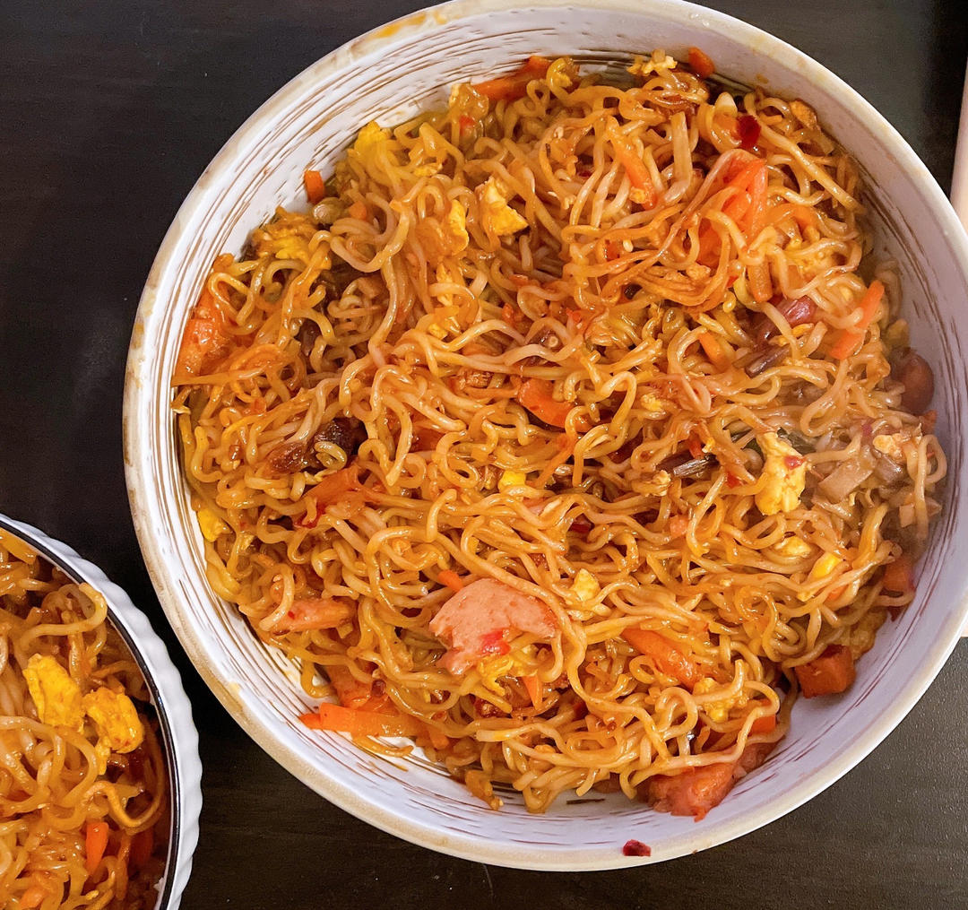 秒杀路边摊的炒方便面