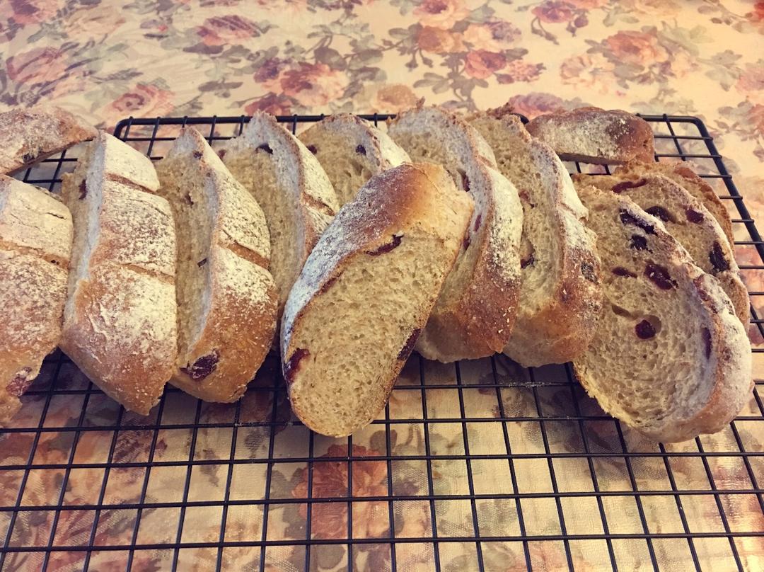 全麦蔓越莓软式欧包（免揉）