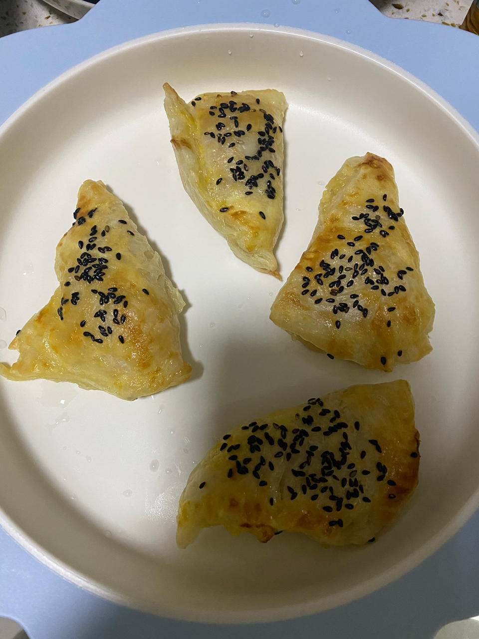 贪吃宝小杨做的空气炸锅版简易苹果派