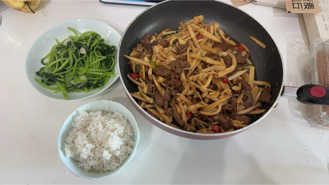 下饭神器又来了，试试这道春笋炒牛肉！！