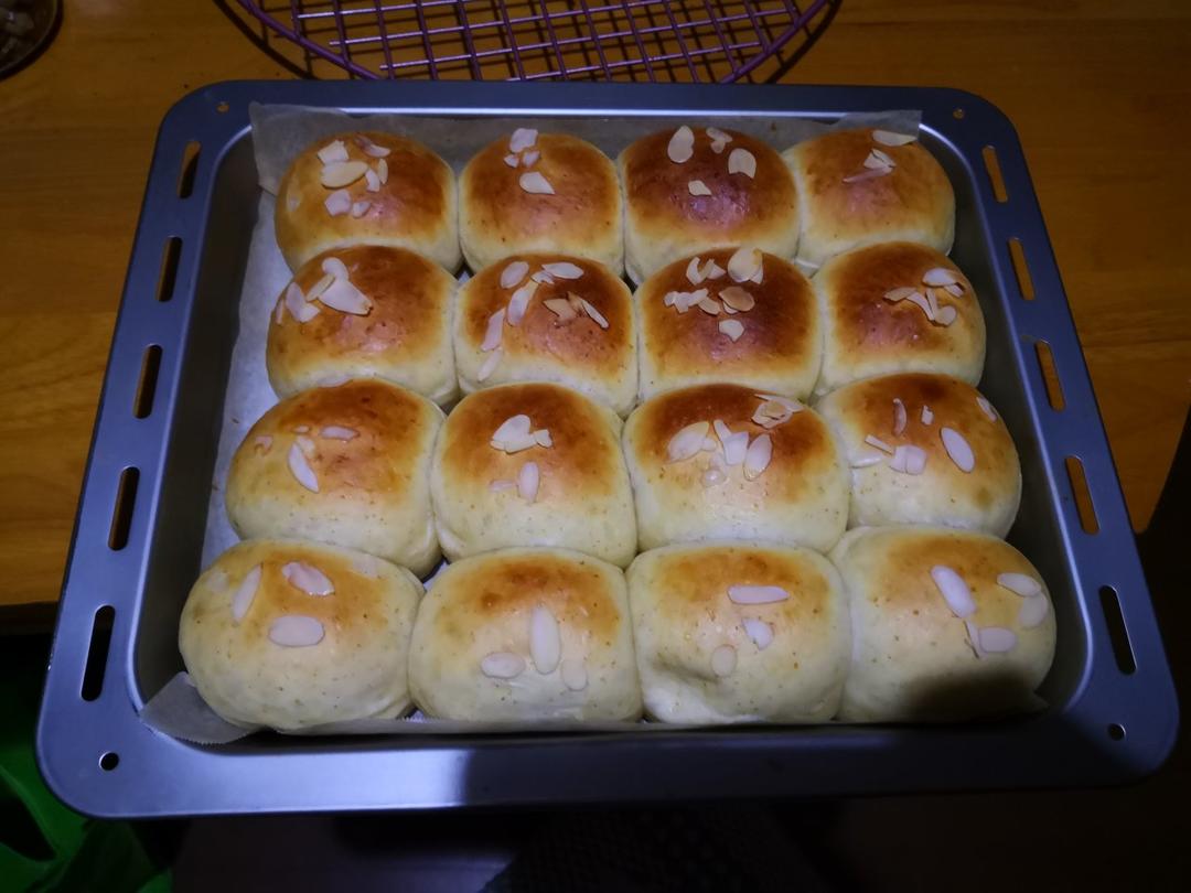 淡奶油软面包