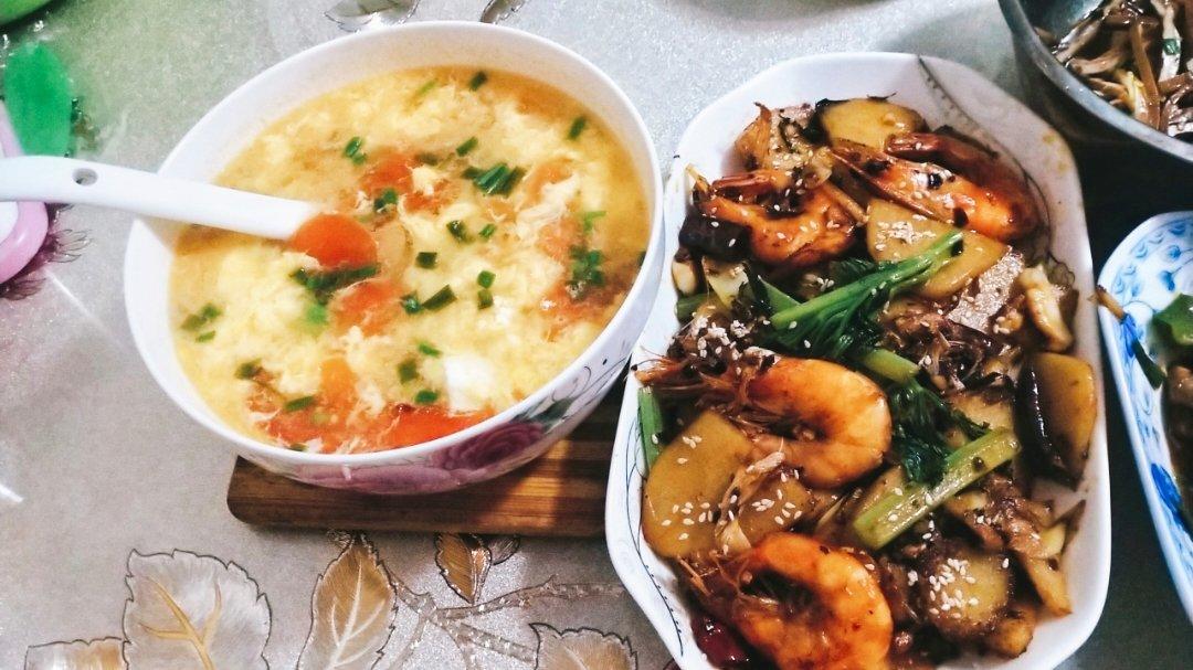 能瞬间引爆味蕾的【香辣干锅虾】