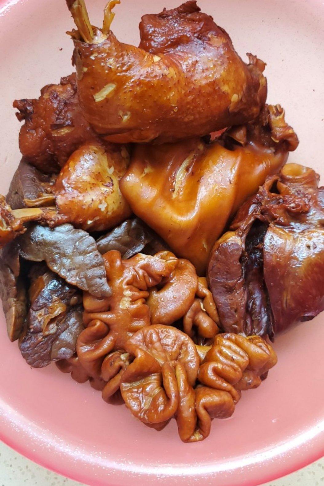 卤猪心、猪肝（卤心肝）