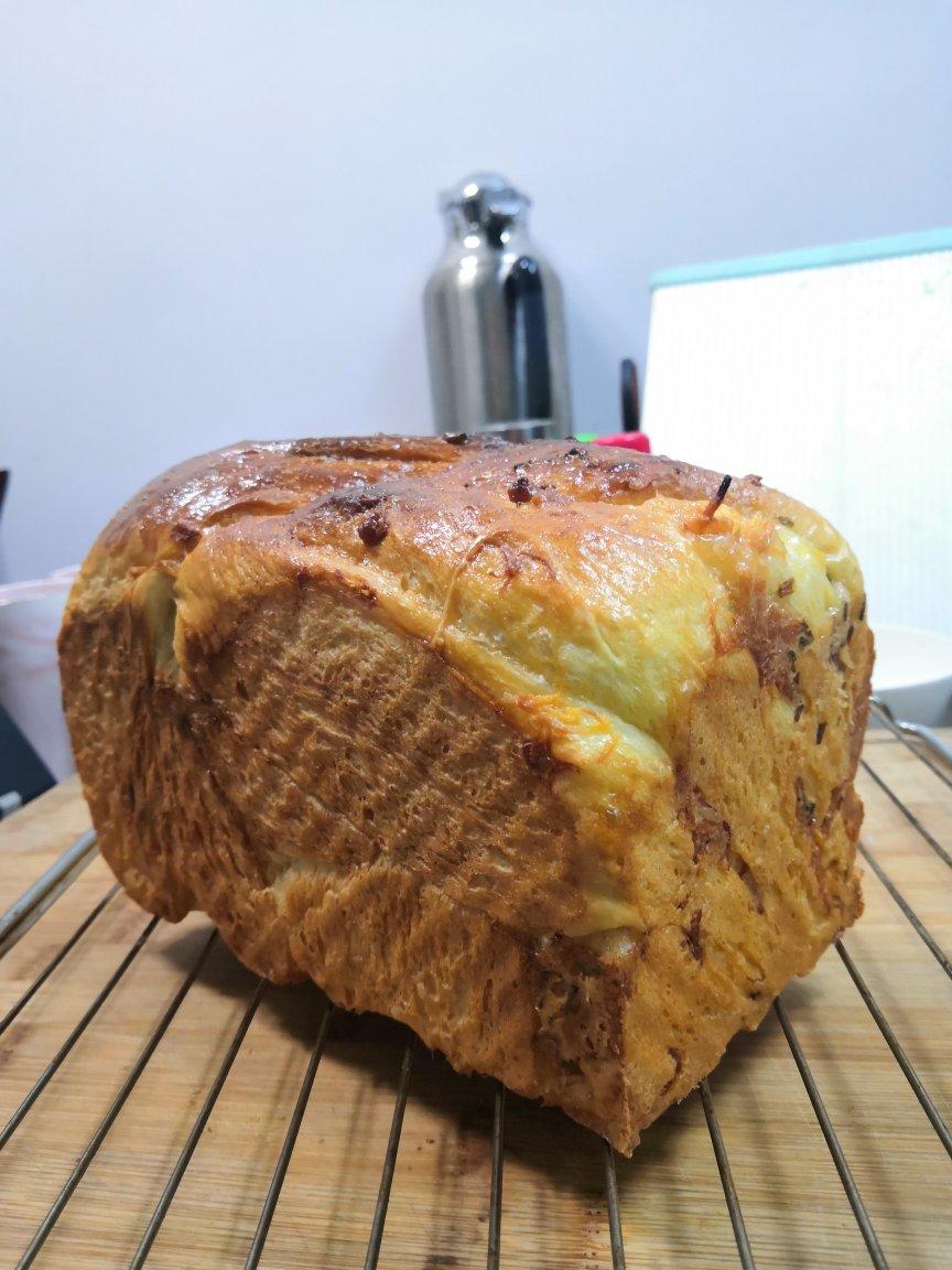 香葱肉松手撕吐司