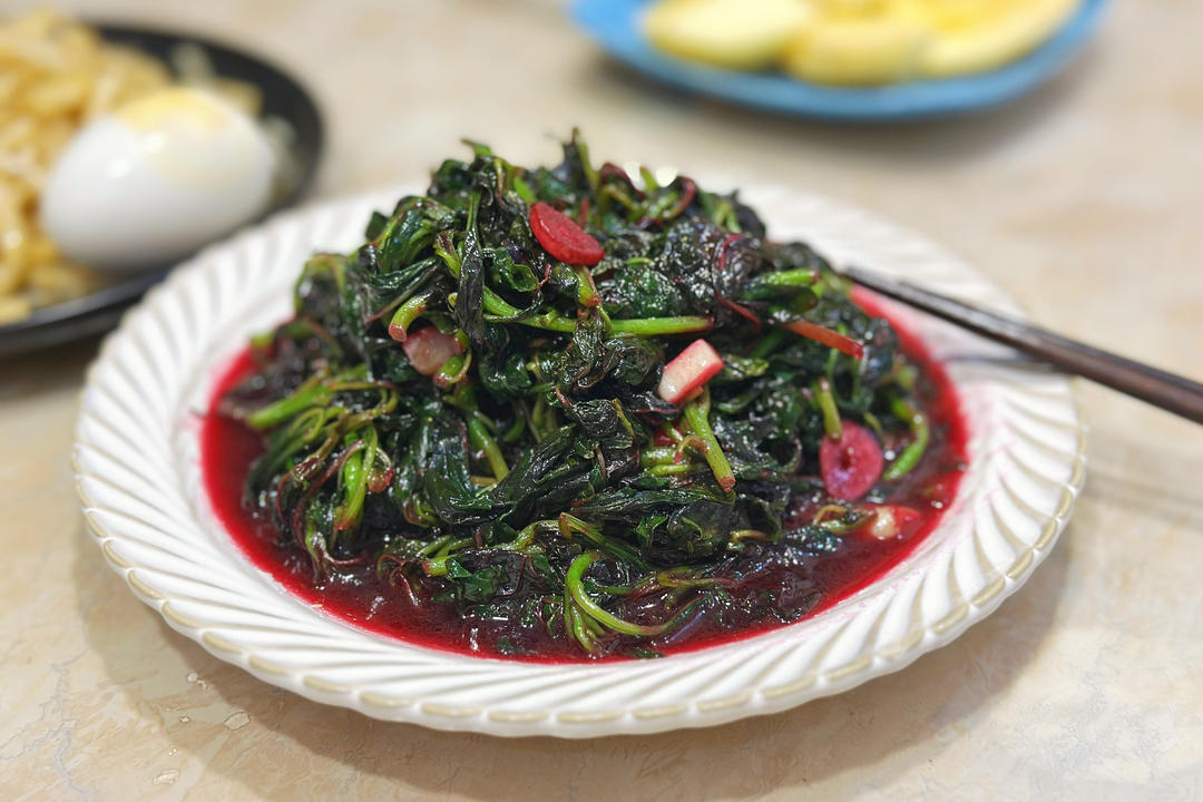 清炒红苋菜（简单菜也有窍门，一看就明白）