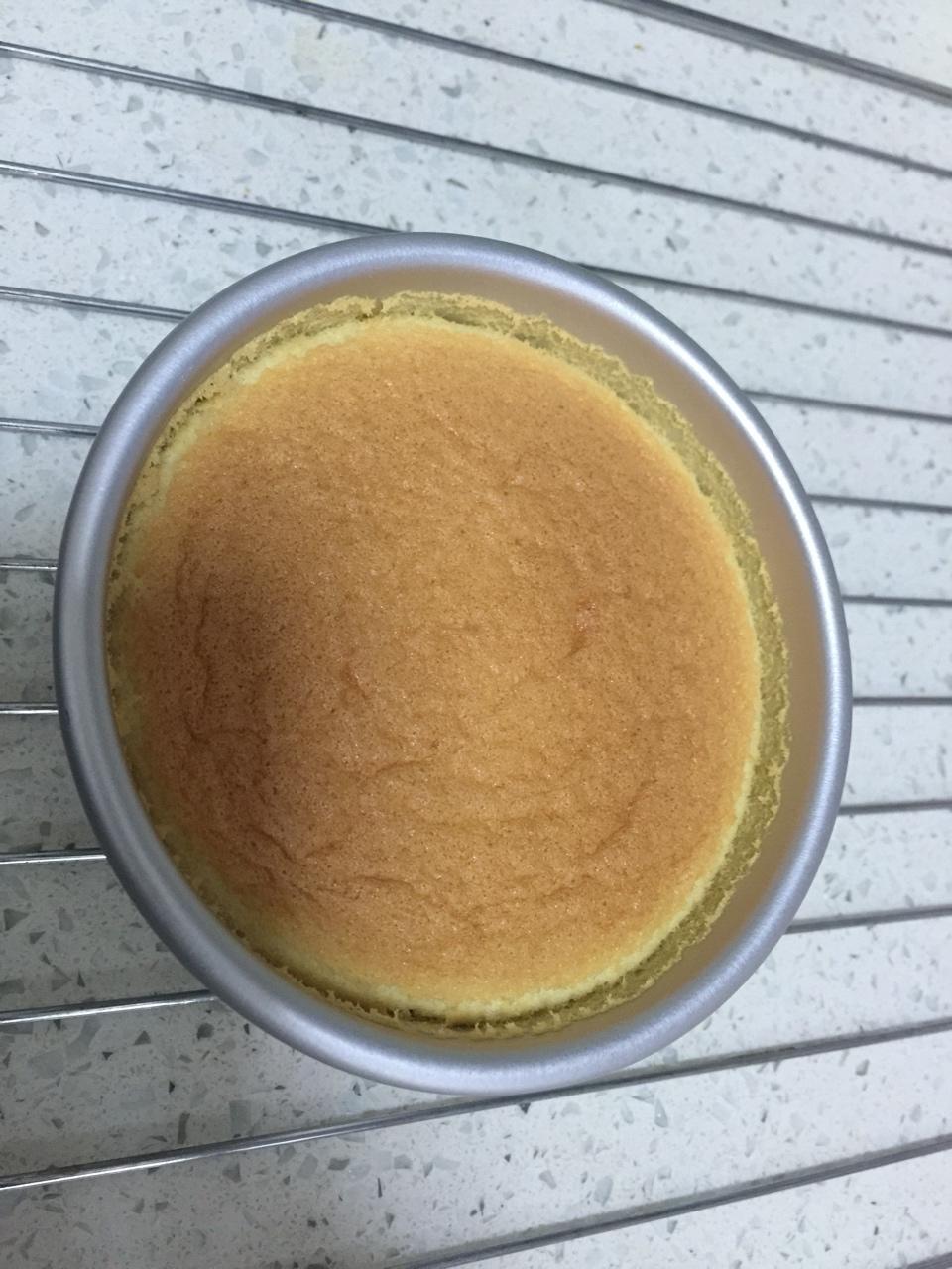 4寸戚风蛋糕