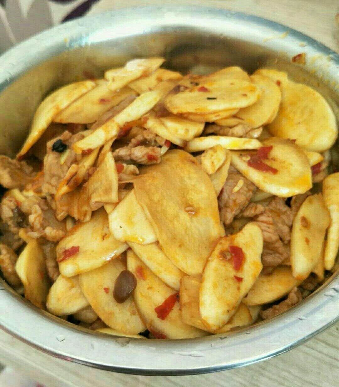 高笋炒肉