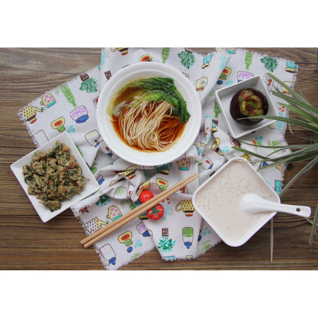 镜子的爱心早餐
