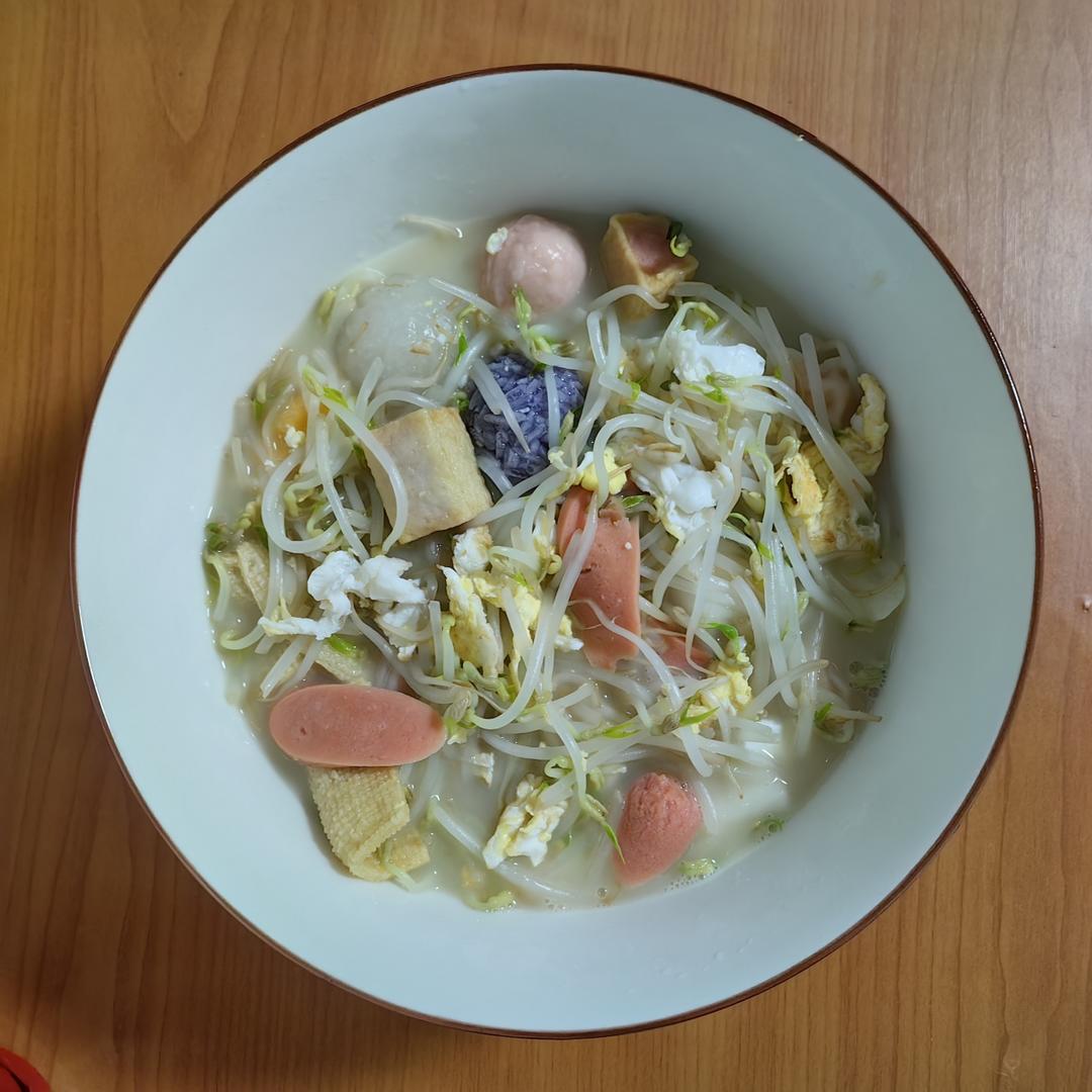 麻辣砂锅米线（没有砂锅也可以哦）