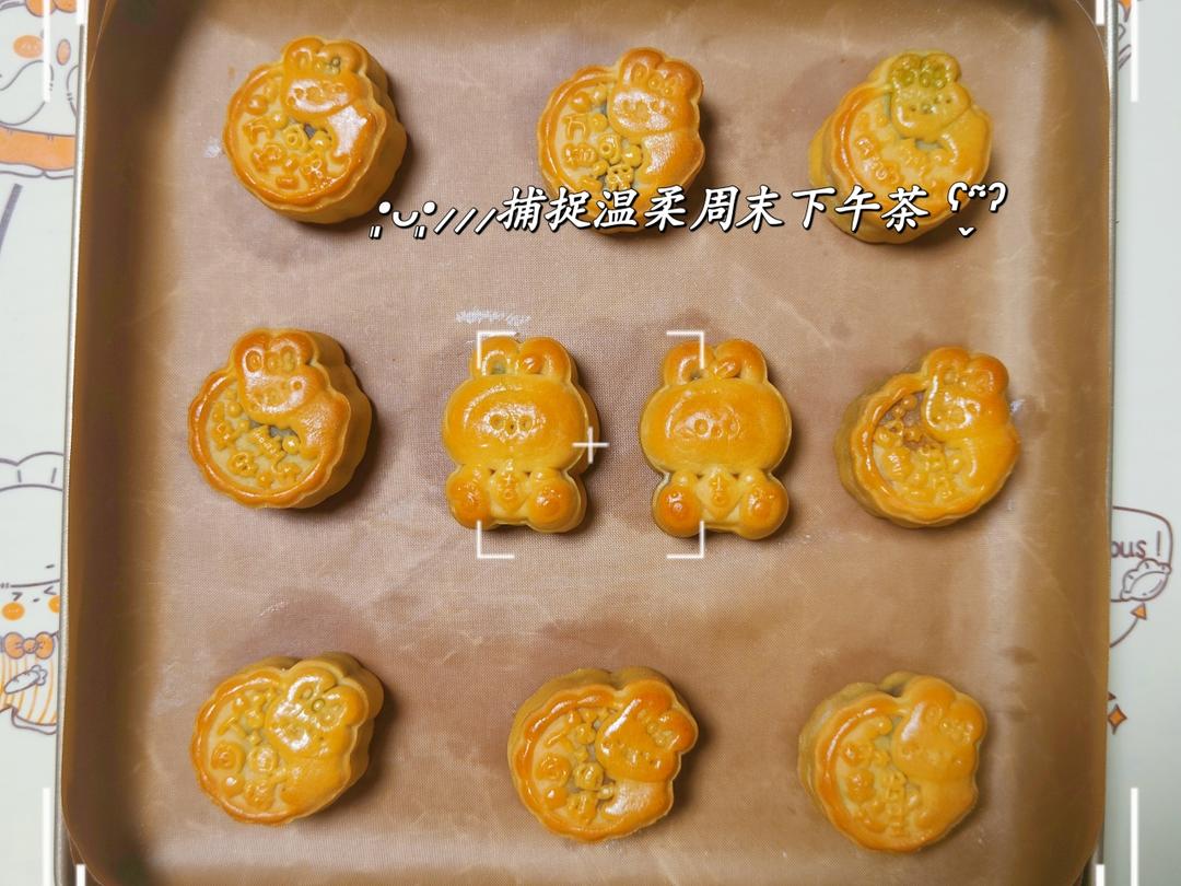 广式豆沙蛋黄月饼（步骤超详细，新手适用）
