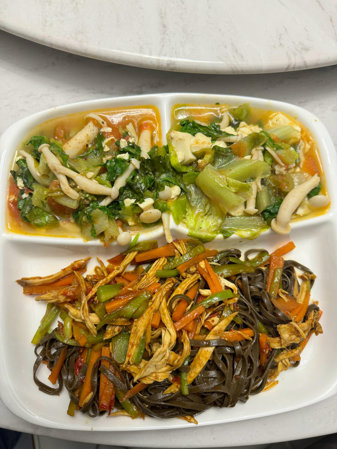 番茄豆腐汤+蚝油生菜