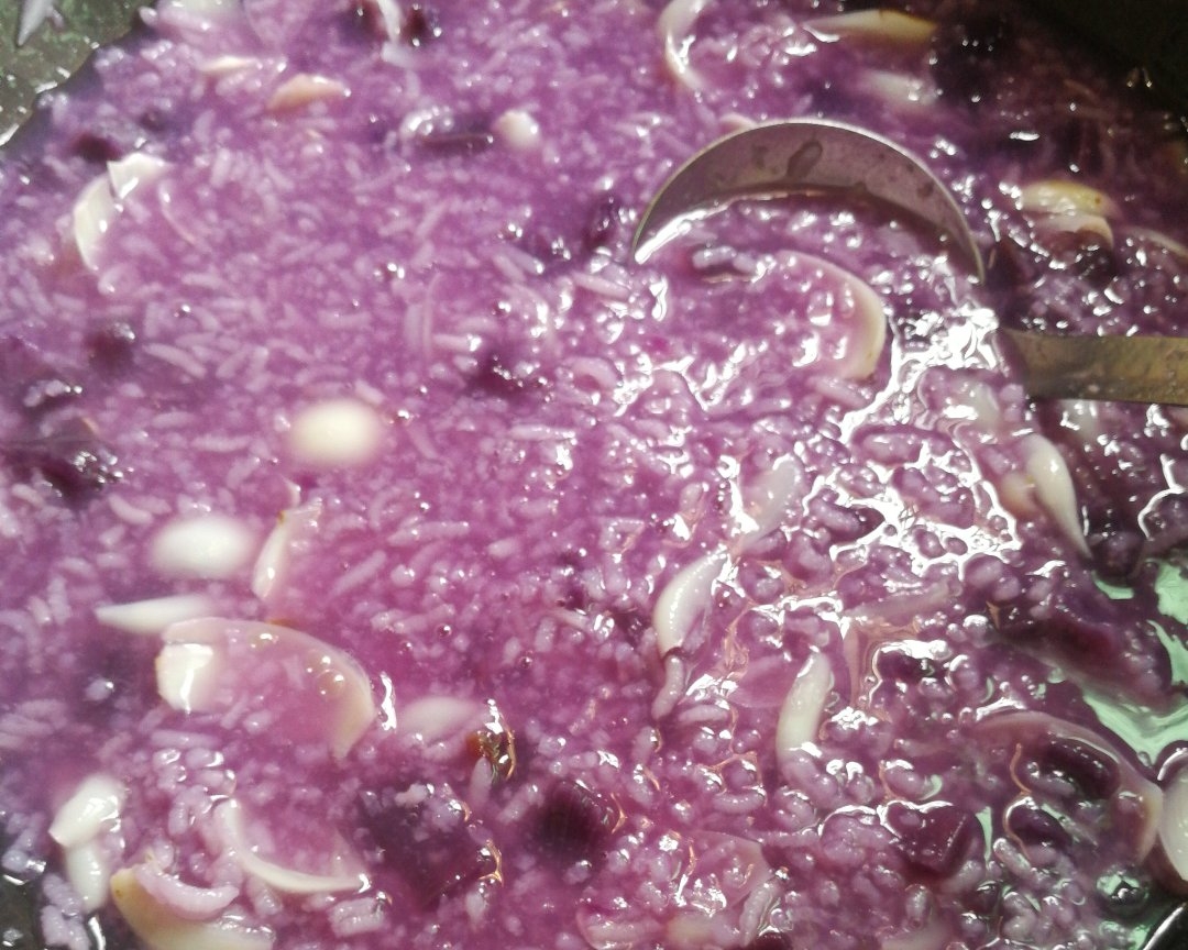 百合紫薯粥的做法
