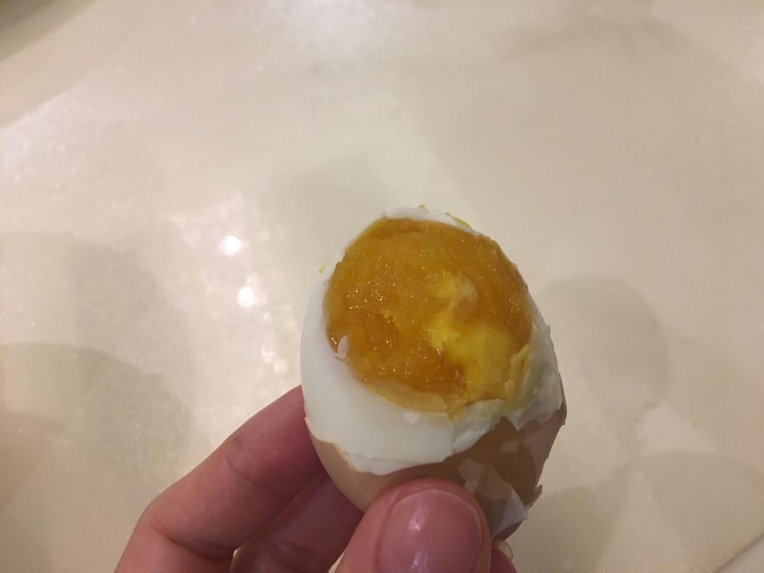 咸鸭蛋的3种腌法