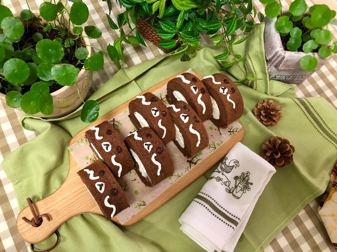 超浓郁卷不裂的巧克力蛋糕卷