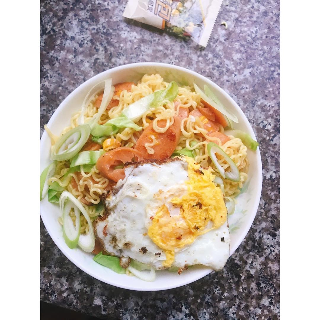 炒方便面 巨好吃哟～