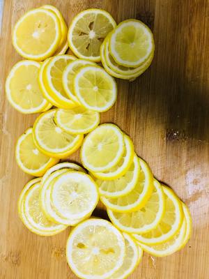 美白减肥柠檬酵素的做法 步骤2