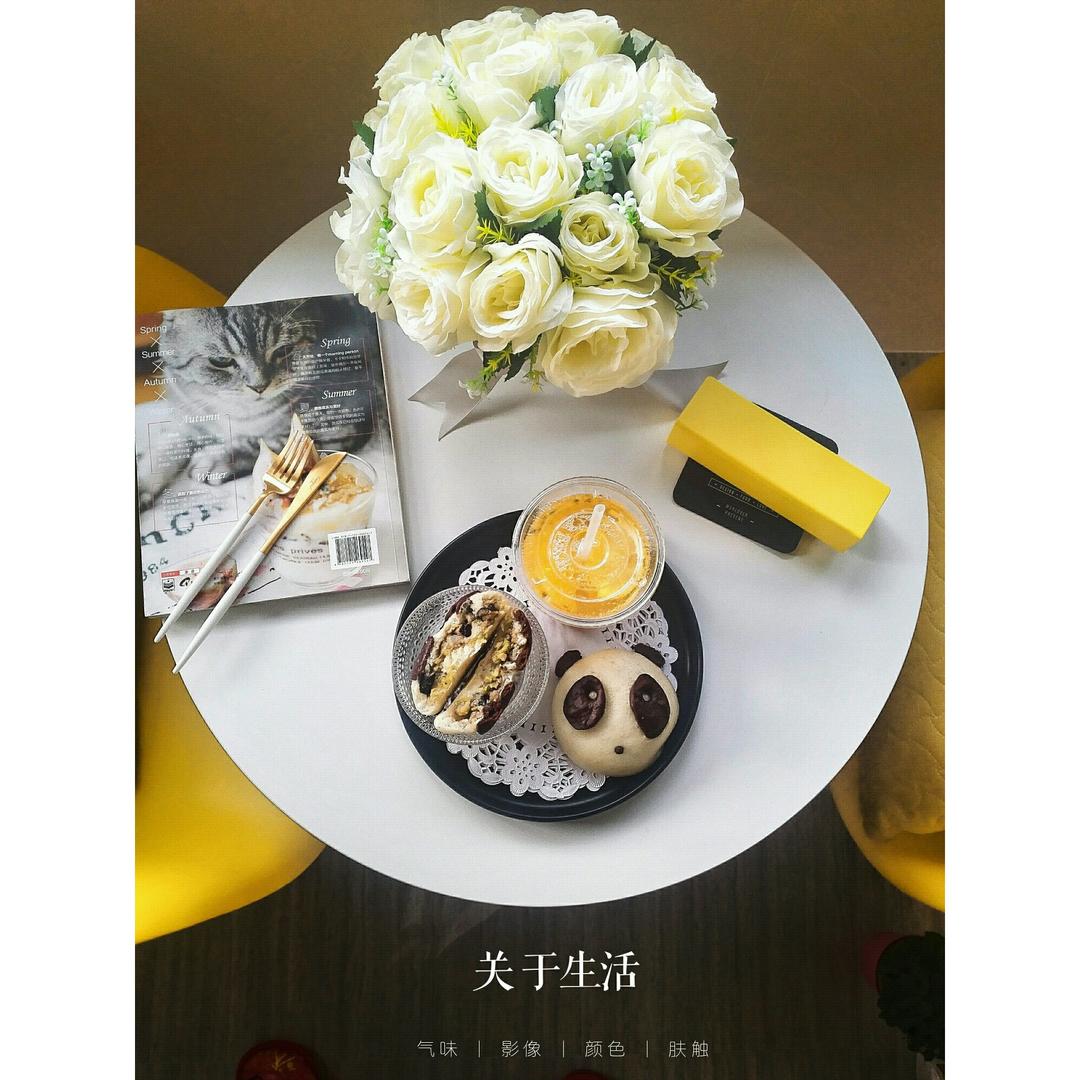 萌种之～熊猫豆沙包