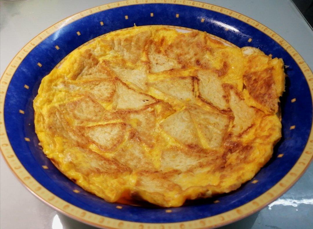 厨师长教你：“豆腐煎鸡蛋”的家常做法，营养丰富很适合老人孩子