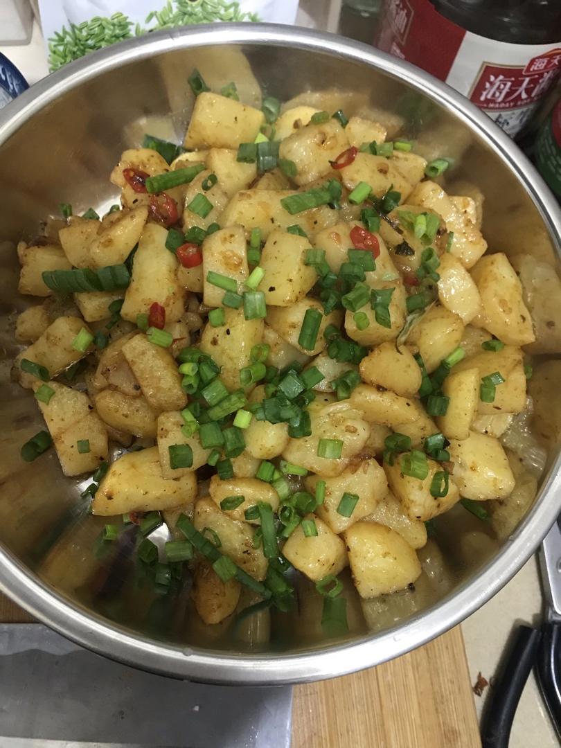 巨开胃，巨好吃💥秒杀路边摊❗️超级下饭的香辣孜然土豆❗️想吃的学起来，保证你喜欢。