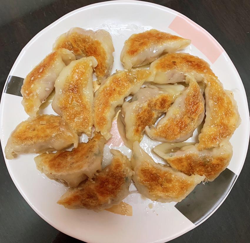 剩饺子速冻饺子变锅贴（冰花版）