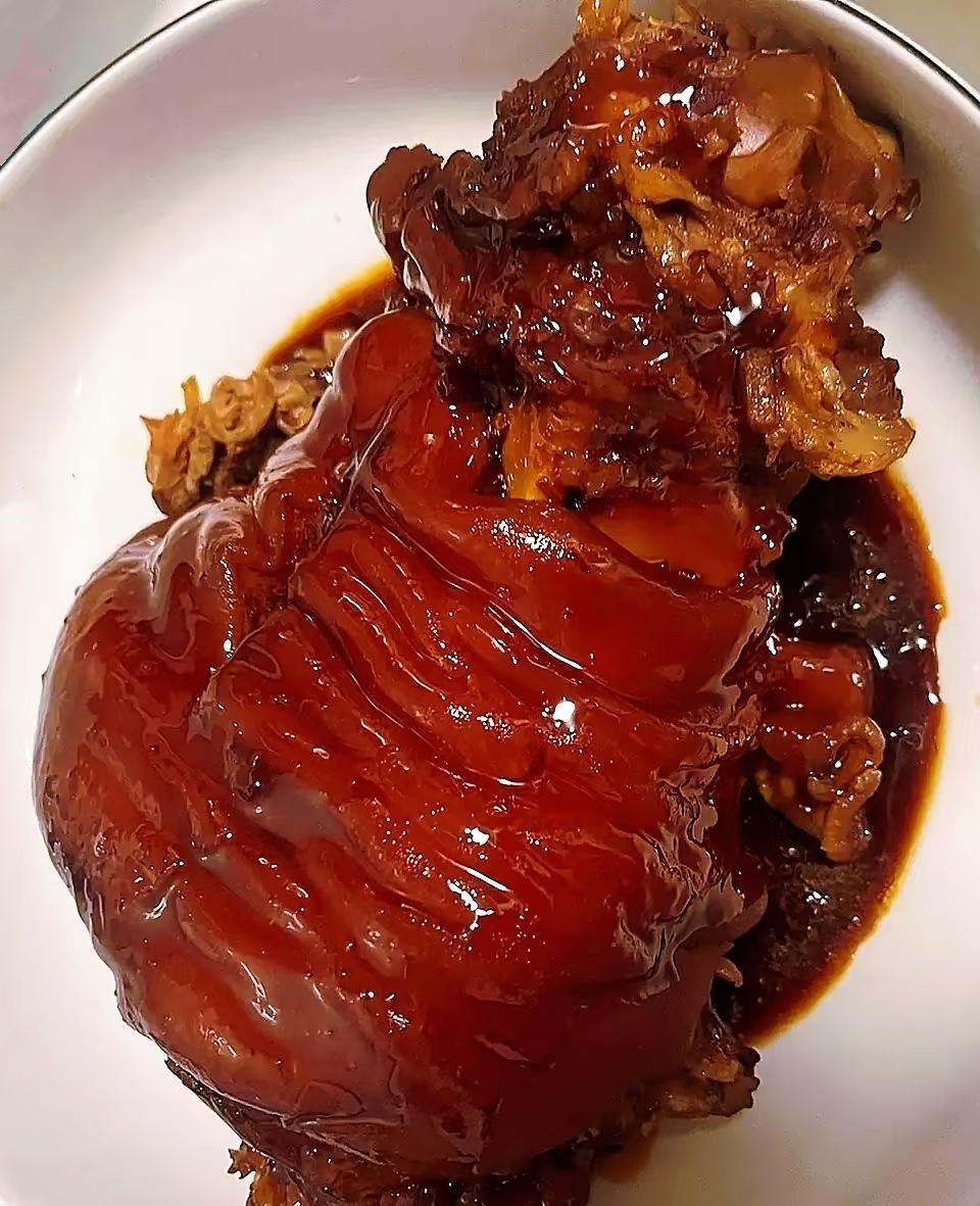 炖肘子（电饭煲）