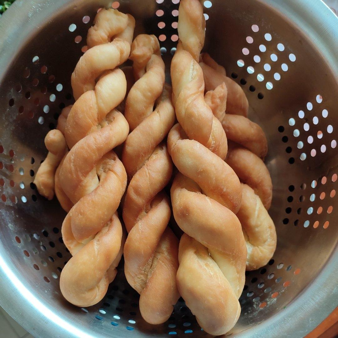 蜂蜜拉丝大麻花 柔软拉丝 味道一点不输买来的 附细节视频详解