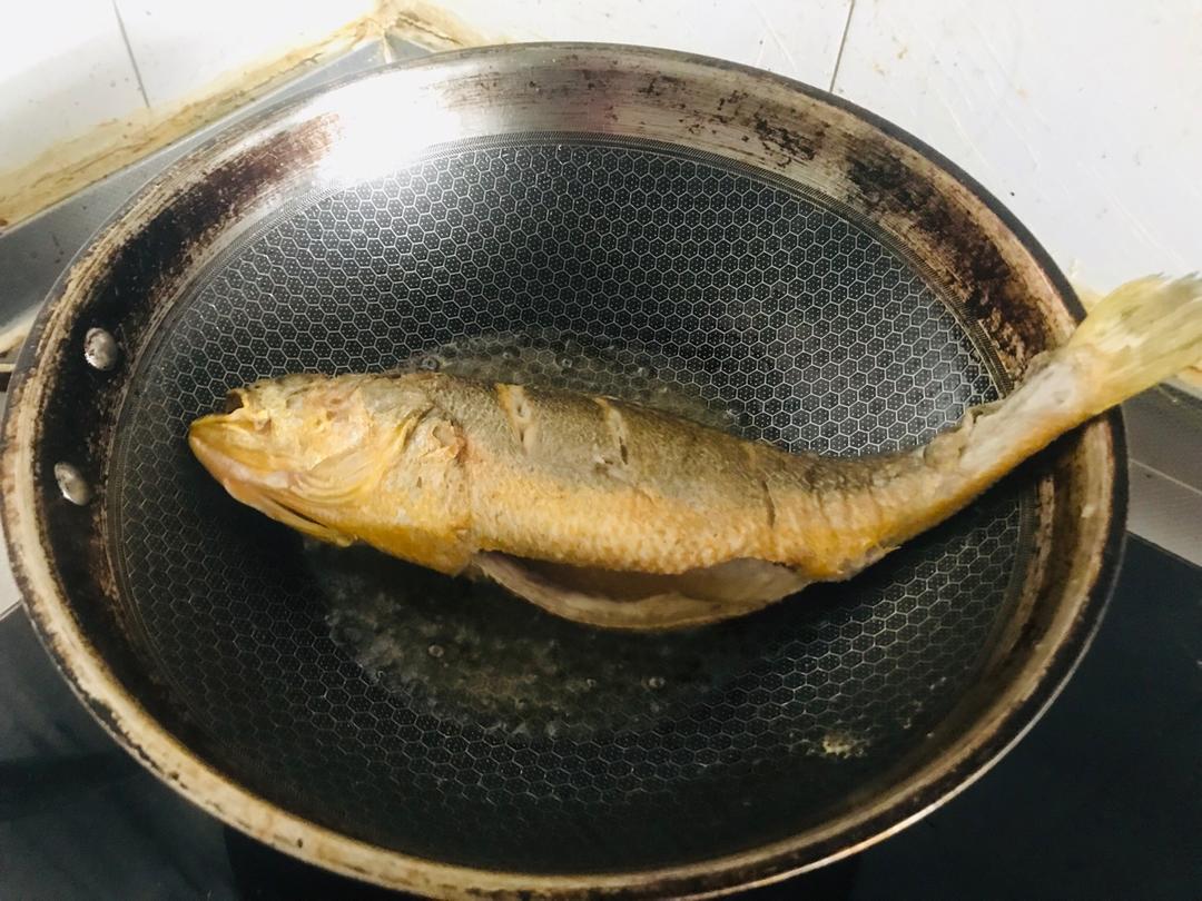 红烧大黄鱼
