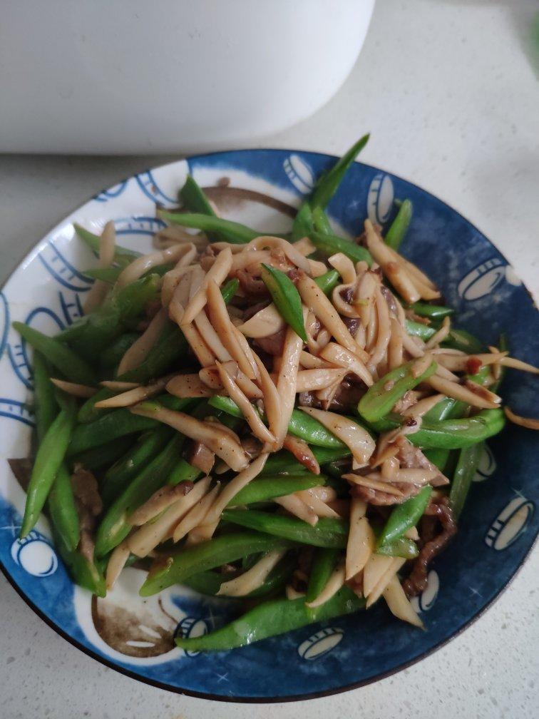 手撕杏鲍菇炒肉丝