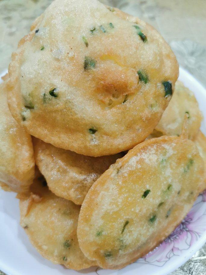 总有奸臣做的外脆里嫩的葱油粑粑