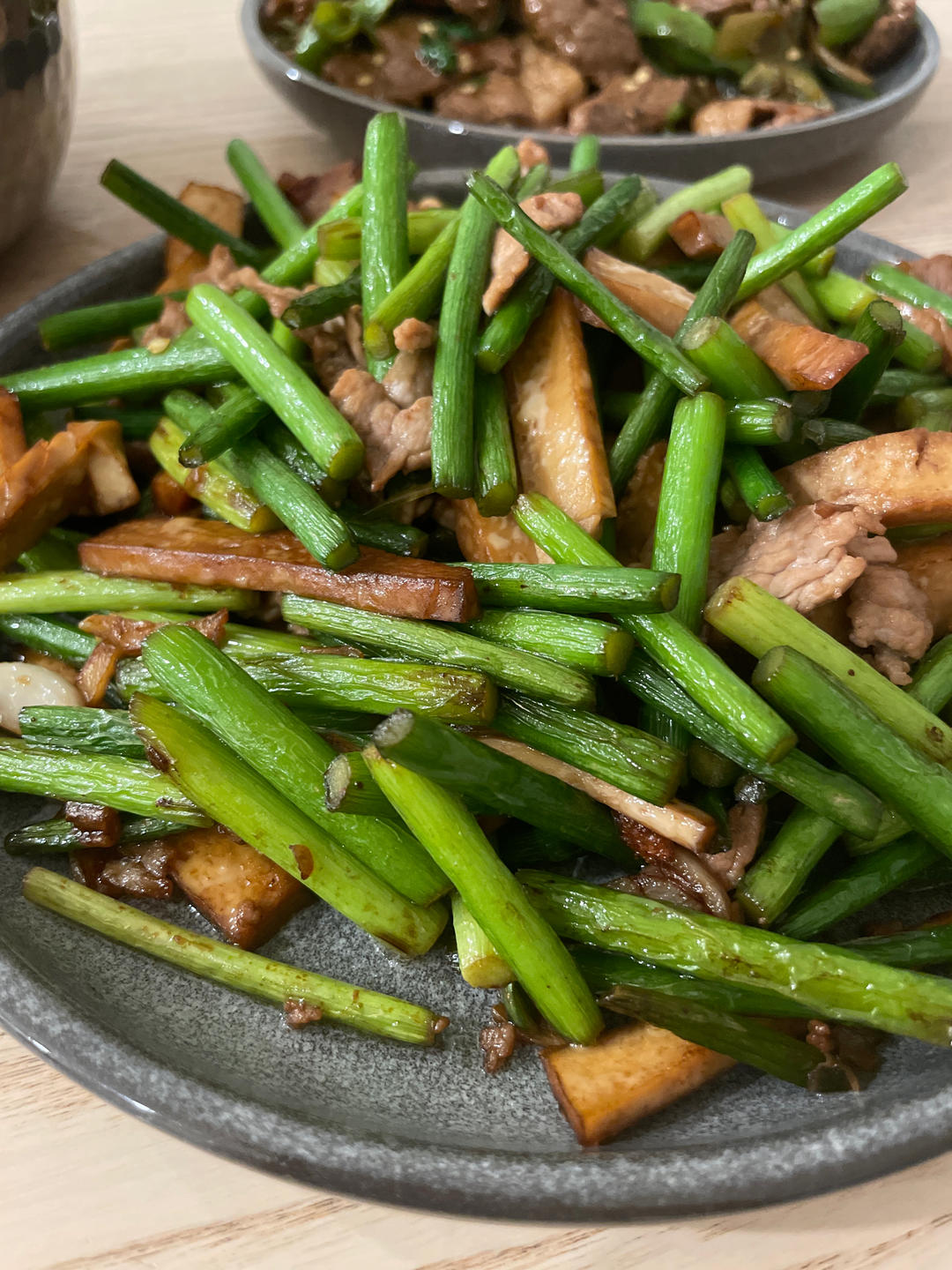 妈妈牌蒜薹炒肉