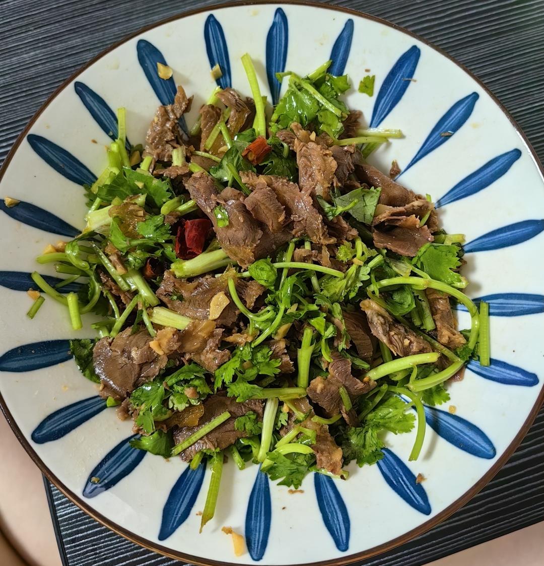 凉拌牛肉
