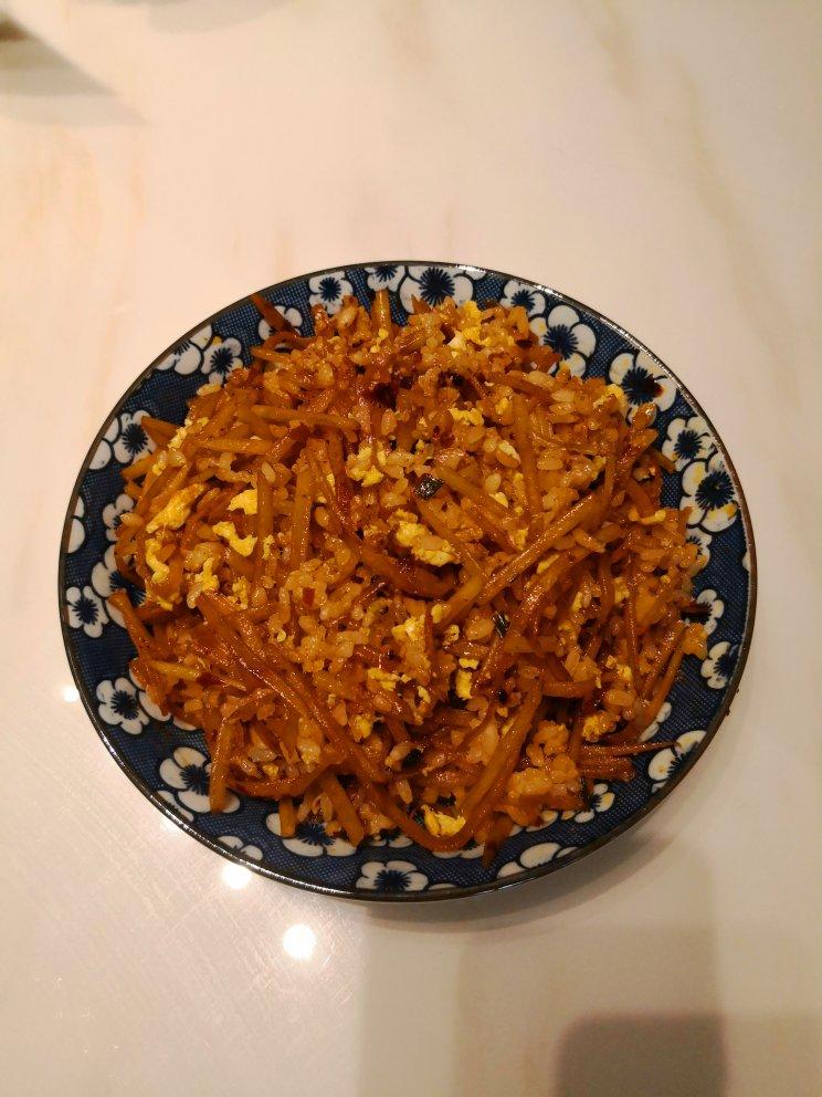 香辣土豆丝炒饭