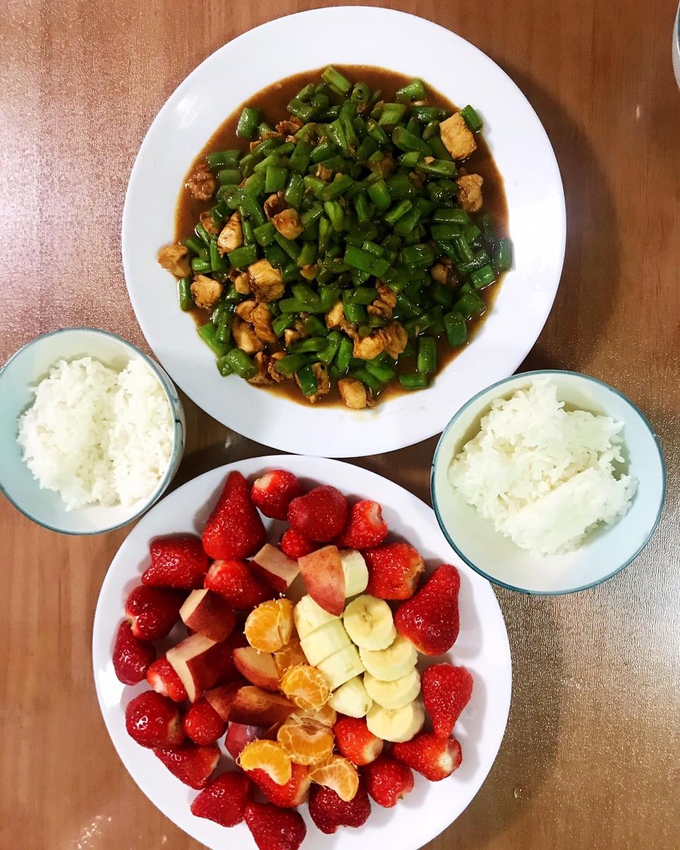 豆角炒肉