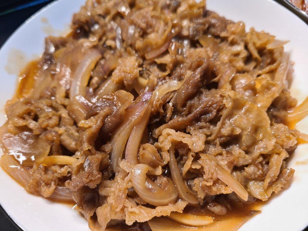 日式照烧肥牛                              模仿吉野家牛肉饭的牛肉