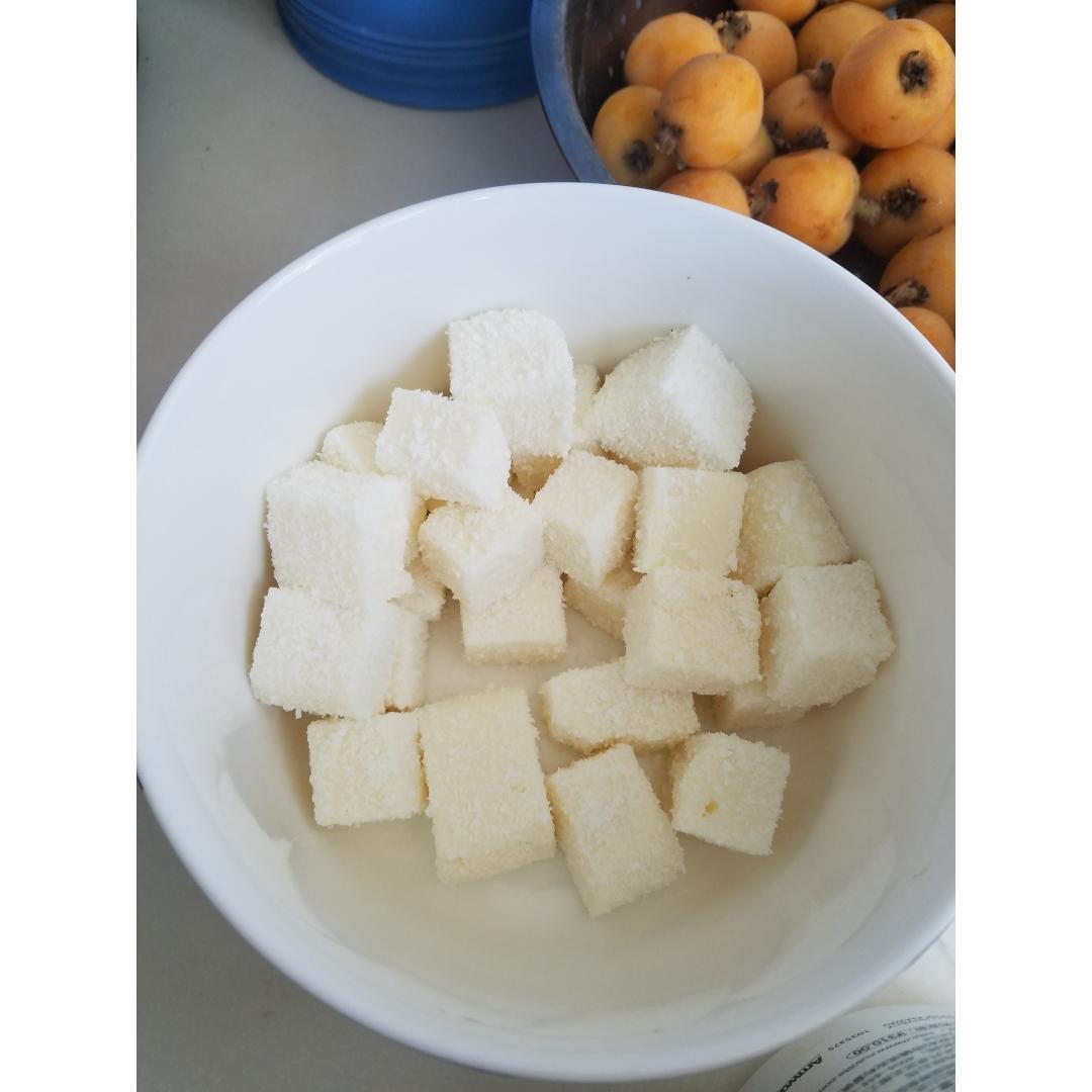 完胜85度C牛奶椰丝小方