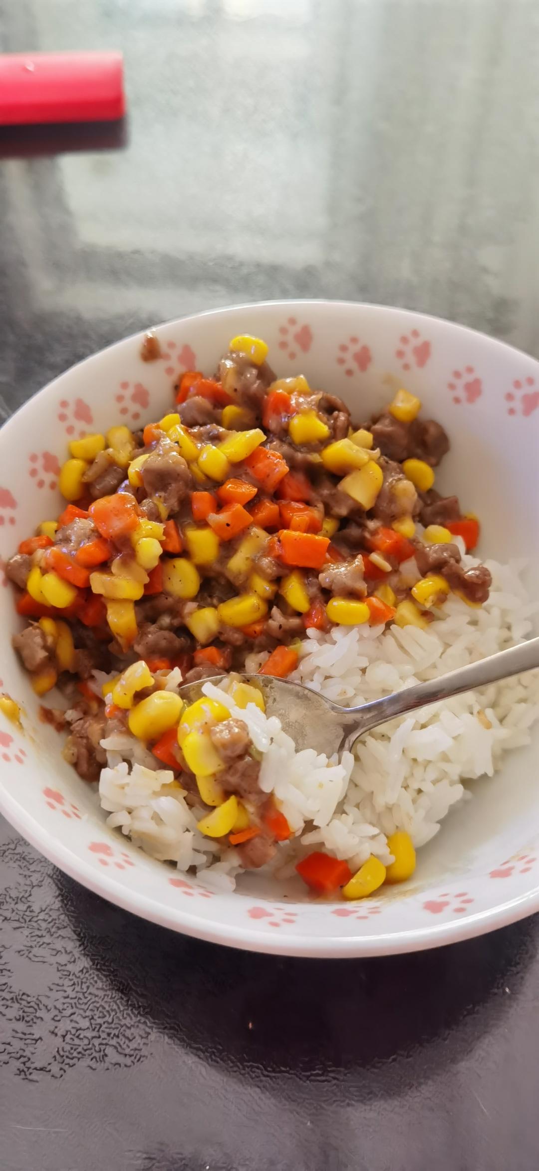 小朋友都喜欢的葱香蔬菜嫩爆牛肉粒