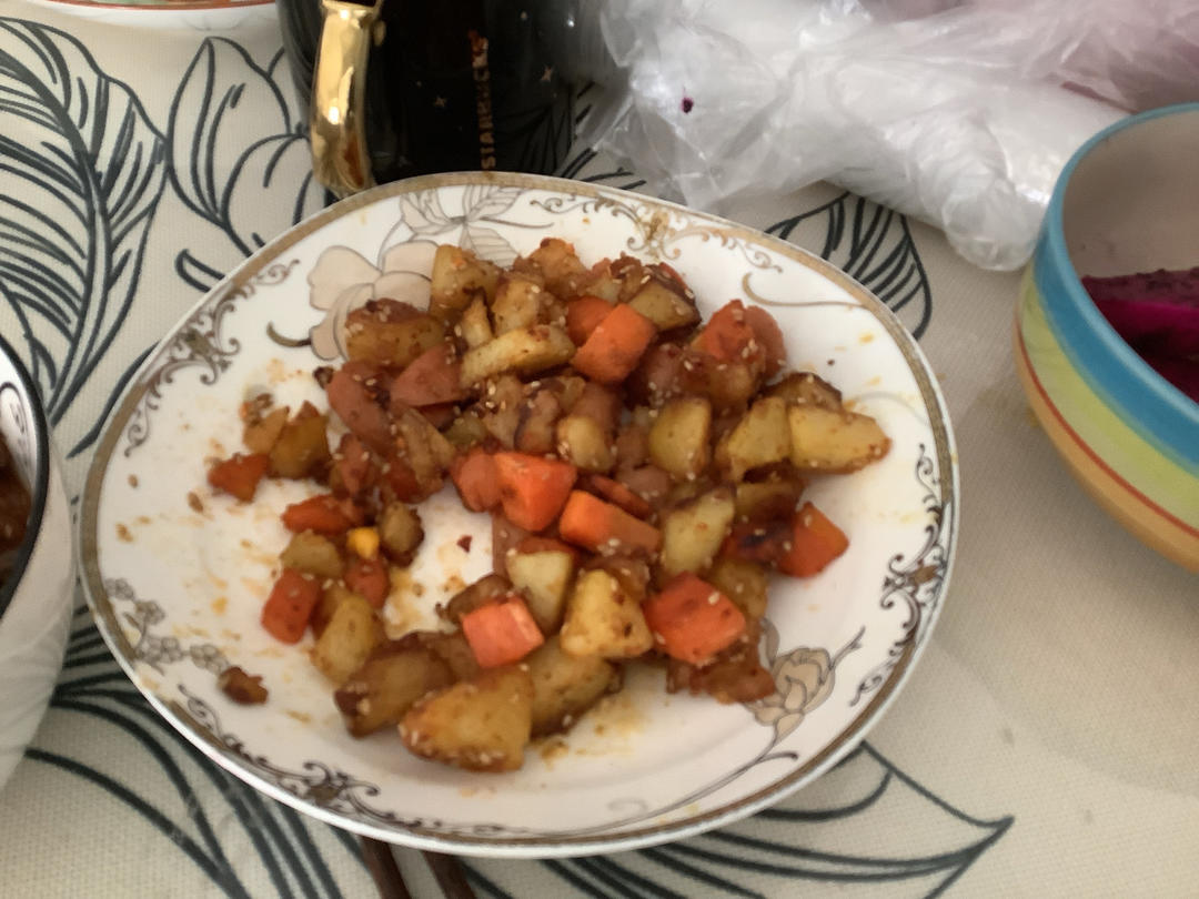 香辣孜然土豆火腿肠～秒杀烧烤店！！