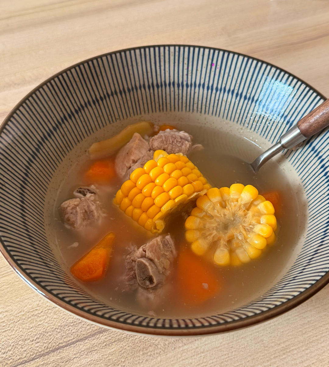 玉米排骨汤