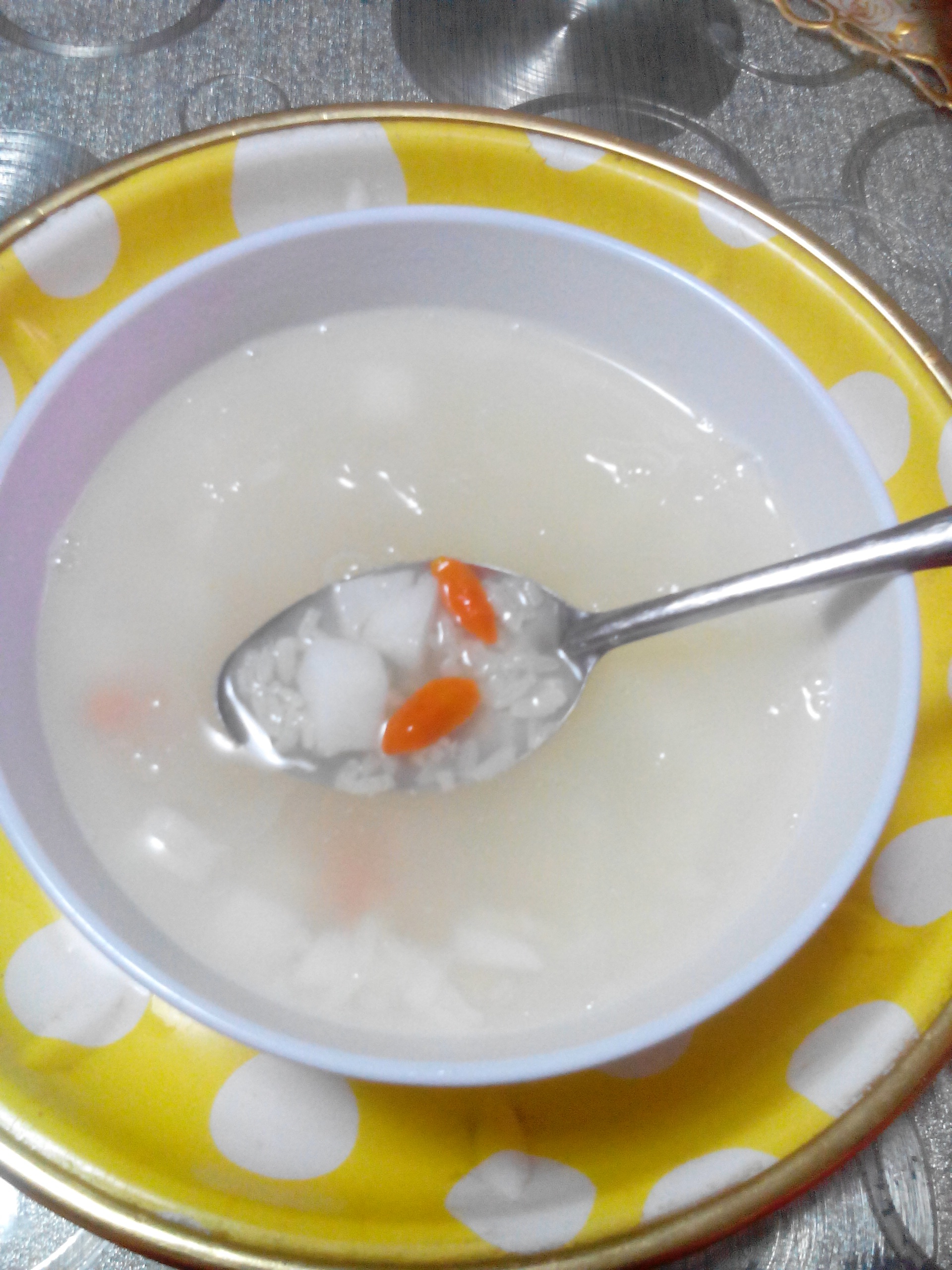 山药银耳糯米粥