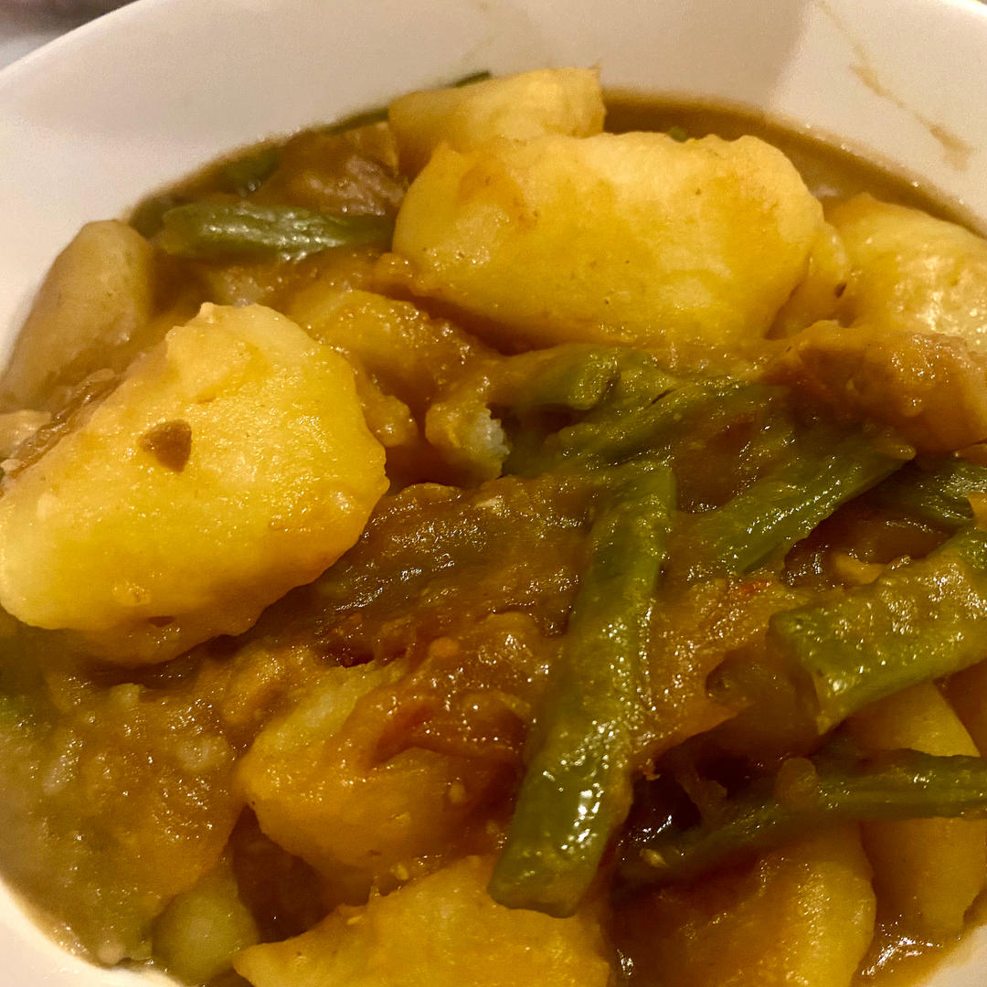 五花肉土豆炖豆角