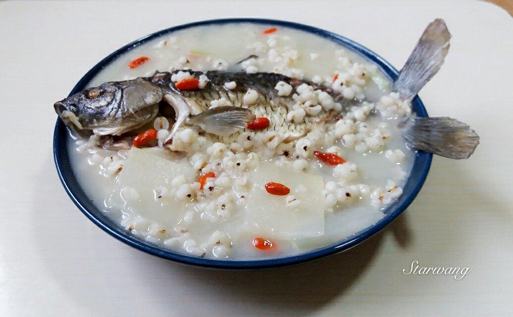 starwang做的薏仁冬瓜鲫鱼汤