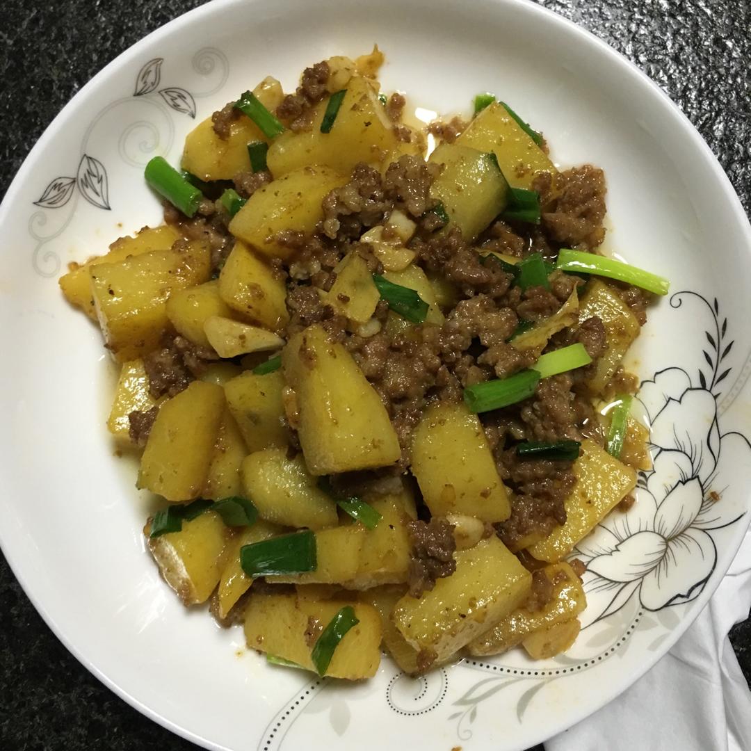 孜然肉末土豆