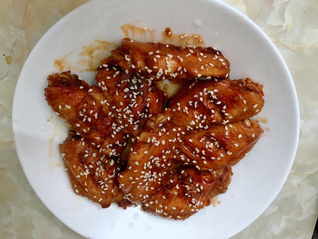 好吃到舔手指的蜜汁鸡翅